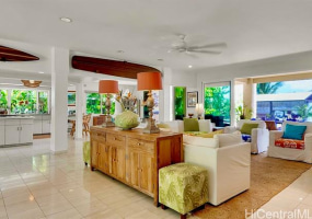 469 Portlock Road,Honolulu,Hawaii,96825,3 ベッドルーム ベッドルーム,3 バスルームバスルーム,一戸建て,Portlock,18918194