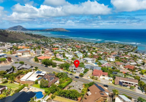 1789 Laukahi Street,Honolulu,Hawaii,96821,5 ベッドルーム ベッドルーム,4 バスルームバスルーム,一戸建て,Laukahi,18859887