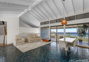 1789 Laukahi Street,Honolulu,Hawaii,96821,5 ベッドルーム ベッドルーム,4 バスルームバスルーム,一戸建て,Laukahi,18859887