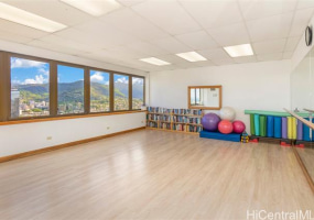 400 Hobron Lane,Honolulu,Hawaii,96815,1 ベッドルーム ベッドルーム,1 バスルームバスルーム,コンド / タウンハウス,Hobron,28,18859981