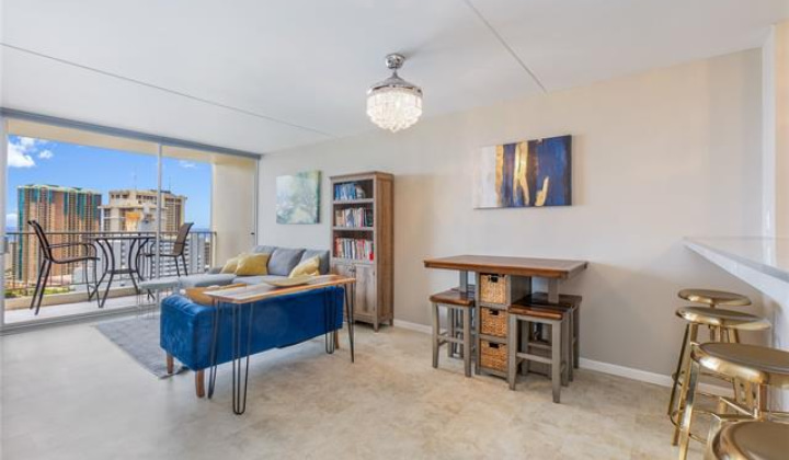 400 Hobron Lane,Honolulu,Hawaii,96815,1 ベッドルーム ベッドルーム,1 バスルームバスルーム,コンド / タウンハウス,Hobron,28,18859981