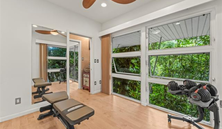 3233 Allan Place,Honolulu,Hawaii,96817,4 ベッドルーム ベッドルーム,5 バスルームバスルーム,一戸建て,Allan,18860258
