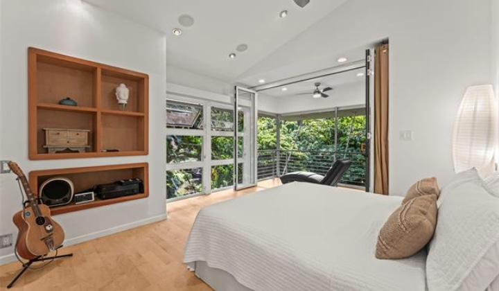 3233 Allan Place,Honolulu,Hawaii,96817,4 ベッドルーム ベッドルーム,5 バスルームバスルーム,一戸建て,Allan,18860258