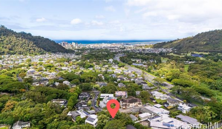3233 Allan Place,Honolulu,Hawaii,96817,4 ベッドルーム ベッドルーム,5 バスルームバスルーム,一戸建て,Allan,18860258