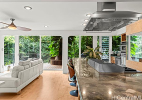 3233 Allan Place,Honolulu,Hawaii,96817,4 ベッドルーム ベッドルーム,5 バスルームバスルーム,一戸建て,Allan,18860258