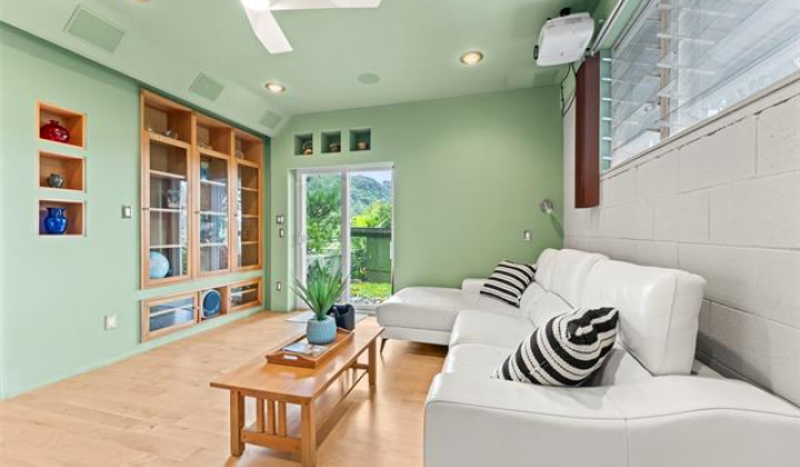 3233 Allan Place,Honolulu,Hawaii,96817,4 ベッドルーム ベッドルーム,5 バスルームバスルーム,一戸建て,Allan,18860258
