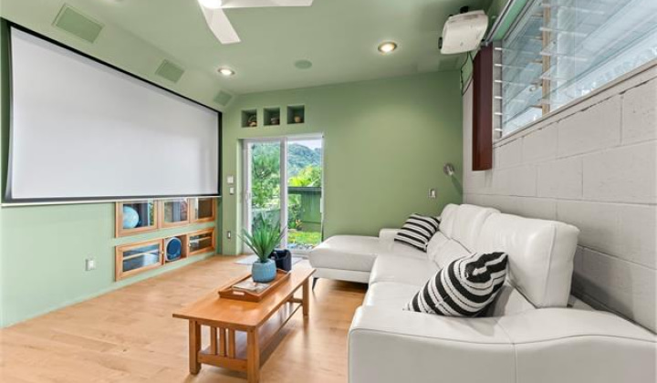 3233 Allan Place,Honolulu,Hawaii,96817,4 ベッドルーム ベッドルーム,5 バスルームバスルーム,一戸建て,Allan,18860258