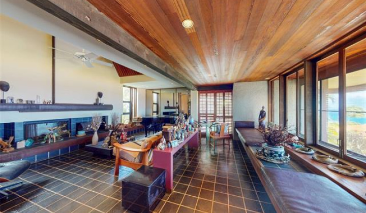 440 Maono Loop,Honolulu,Hawaii,96821,3 ベッドルーム ベッドルーム,3 バスルームバスルーム,一戸建て,Maono,18861003