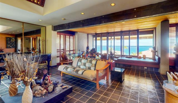 440 Maono Loop,Honolulu,Hawaii,96821,3 ベッドルーム ベッドルーム,3 バスルームバスルーム,一戸建て,Maono,18861003