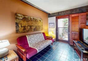 440 Maono Loop,Honolulu,Hawaii,96821,3 ベッドルーム ベッドルーム,3 バスルームバスルーム,一戸建て,Maono,18861003