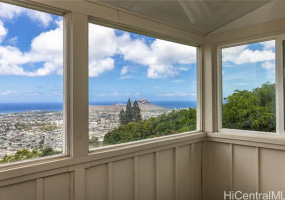 2407 St Louis Drive,Honolulu,Hawaii,96816,5 ベッドルーム ベッドルーム,3 バスルームバスルーム,一戸建て,St Louis,18861624