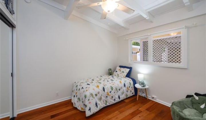 650 Ikemaka Place,Kailua,Hawaii,96734,4 ベッドルーム ベッドルーム,3 バスルームバスルーム,一戸建て,Ikemaka,18862627