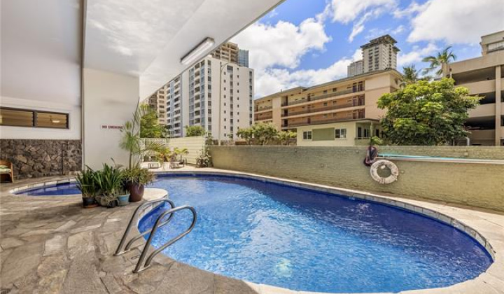 445 Kaiolu Street,Honolulu,Hawaii,96815,1 ベッドルーム ベッドルーム,1 バスルームバスルーム,コンド / タウンハウス,Kaiolu,7,18864875