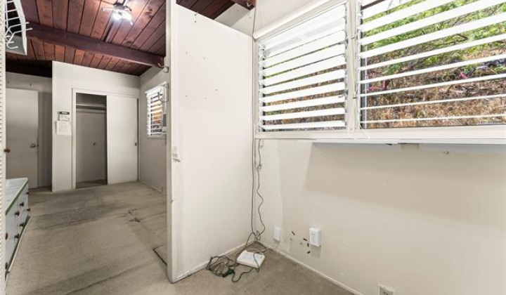 222 Kawaikui Place,Honolulu,Hawaii,96821,4 ベッドルーム ベッドルーム,3 バスルームバスルーム,一戸建て,Kawaikui,18865150