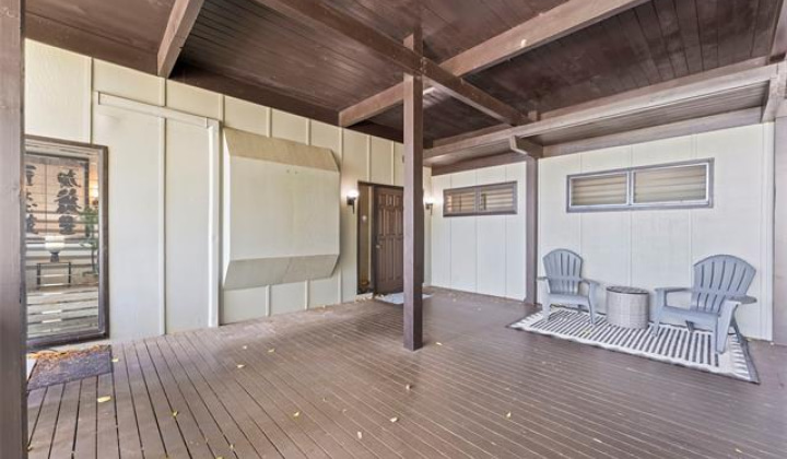 222 Kawaikui Place,Honolulu,Hawaii,96821,4 ベッドルーム ベッドルーム,3 バスルームバスルーム,一戸建て,Kawaikui,18865150