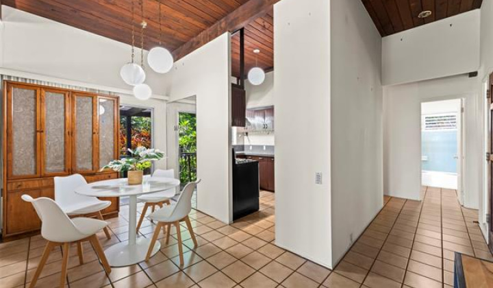 222 Kawaikui Place,Honolulu,Hawaii,96821,4 ベッドルーム ベッドルーム,3 バスルームバスルーム,一戸建て,Kawaikui,18865150