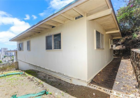 1952 Nehoa Place,Honolulu,Hawaii,96822,5 ベッドルーム ベッドルーム,3 バスルームバスルーム,一戸建て,Nehoa,18865897