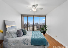 1201 Wilder Avenue,Honolulu,Hawaii,96822,1 Bedroom Bedrooms,1 BathroomBathrooms,Condo/Townhouse,Wilder,24,19012166