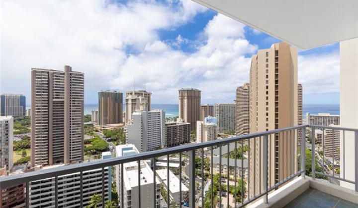 400 Hobron Lane,Honolulu,Hawaii,96815,1 ベッドルーム ベッドルーム,1 バスルームバスルーム,コンド / タウンハウス,Hobron,30,18866197