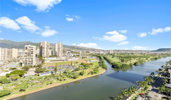 2121 Ala Wai Boulevard,Honolulu,Hawaii,96815,2 ベッドルーム ベッドルーム,1 バスルームバスルーム,コンド / タウンハウス,Ala Wai,22,18867952