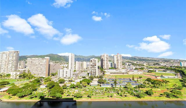 2121 Ala Wai Boulevard,Honolulu,Hawaii,96815,2 ベッドルーム ベッドルーム,1 バスルームバスルーム,コンド / タウンハウス,Ala Wai,22,18867952