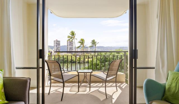 440 Seaside Avenue,Honolulu,Hawaii,96815,1 ベッドルーム ベッドルーム,1 バスルームバスルーム,コンド / タウンハウス,Seaside,5,18868100