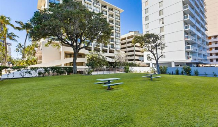 440 Seaside Avenue,Honolulu,Hawaii,96815,1 ベッドルーム ベッドルーム,1 バスルームバスルーム,コンド / タウンハウス,Seaside,5,18868100