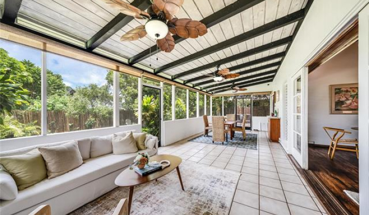 5545 Haleola Street,Honolulu,Hawaii,96821,4 ベッドルーム ベッドルーム,3 バスルームバスルーム,一戸建て,Haleola,18868319