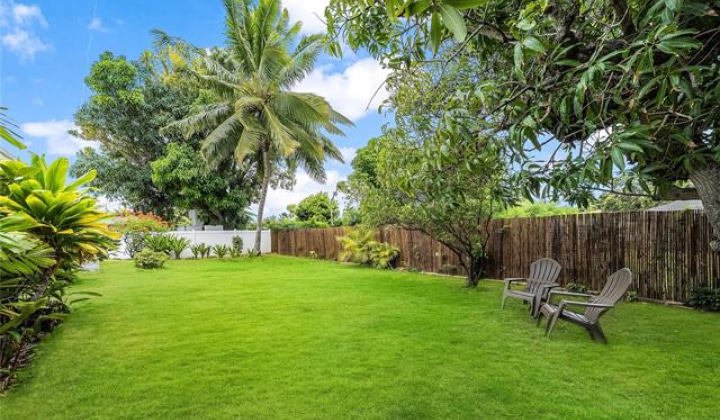 5545 Haleola Street,Honolulu,Hawaii,96821,4 ベッドルーム ベッドルーム,3 バスルームバスルーム,一戸建て,Haleola,18868319