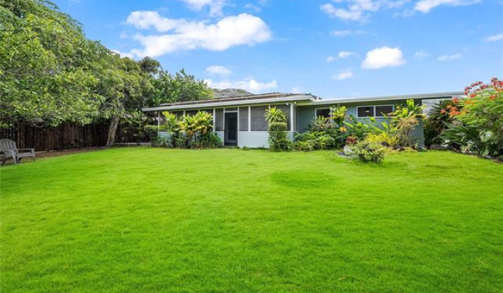 5545 Haleola Street,Honolulu,Hawaii,96821,4 ベッドルーム ベッドルーム,3 バスルームバスルーム,一戸建て,Haleola,18868319