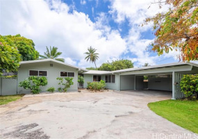5545 Haleola Street,Honolulu,Hawaii,96821,4 ベッドルーム ベッドルーム,3 バスルームバスルーム,一戸建て,Haleola,18868319