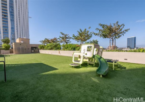 987 Queen Street,Honolulu,Hawaii,96814,1 BathroomBathrooms,Condo/Townhouse,Queen,5,18868411