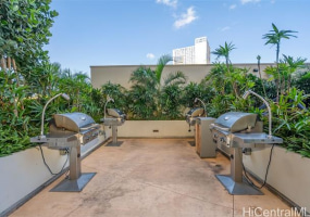 987 Queen Street,Honolulu,Hawaii,96814,1 BathroomBathrooms,Condo/Townhouse,Queen,5,18868411