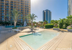 987 Queen Street,Honolulu,Hawaii,96814,1 BathroomBathrooms,Condo/Townhouse,Queen,5,18868411