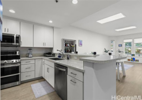 520 Lunalilo Home Road,Honolulu,Hawaii,96825,2 Bedrooms Bedrooms,2 BathroomsBathrooms,Condo/Townhouse,Lunalilo Home,1,18926788