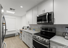 520 Lunalilo Home Road,Honolulu,Hawaii,96825,2 Bedrooms Bedrooms,2 BathroomsBathrooms,Condo/Townhouse,Lunalilo Home,1,18926788
