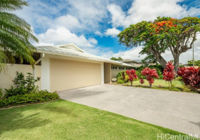 646 Honua Street,Honolulu,Hawaii,96816,4 ベッドルーム ベッドルーム,3 バスルームバスルーム,一戸建て,Honua,18872620