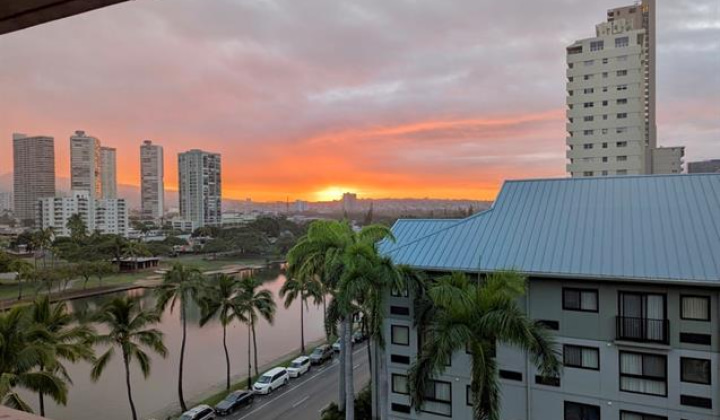 454 Namahana Street,Honolulu,Hawaii,96815,1 Bedroom Bedrooms,1 BathroomBathrooms,Condo/Townhouse,Namahana,8,18874623