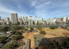 500 大学 Avenue,Honolulu,Hawaii,96826,1 ベッドルーム ベッドルーム,1 バスルームバスルーム,コンド / タウンハウス,University,16,18876060