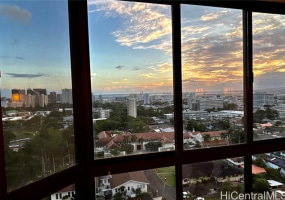 2040 Nuuanu Avenue,Honolulu,Hawaii,96817,1 ベッドルーム ベッドルーム,1 バスルームバスルーム,コンド / タウンハウス,Nuuanu,16,18877129