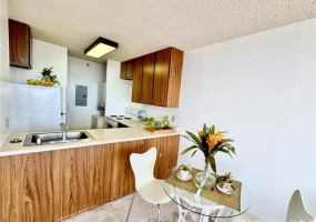 2040 Nuuanu Avenue,Honolulu,Hawaii,96817,1 ベッドルーム ベッドルーム,1 バスルームバスルーム,コンド / タウンハウス,Nuuanu,16,18877129