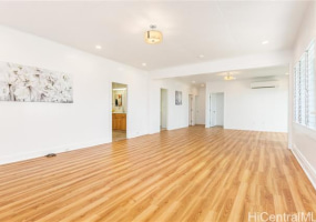 1114 Maalaea Road,Honolulu,Hawaii,96817,5 ベッドルーム ベッドルーム,3 バスルームバスルーム,一戸建て,Maalaea,18877376