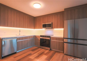 1515 Liona Street,Honolulu,Hawaii,96814,1 Bedroom Bedrooms,1 BathroomBathrooms,Condo/Townhouse,Liona,29,19023586