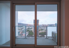 1515 Liona Street,Honolulu,Hawaii,96814,1 Bedroom Bedrooms,1 BathroomBathrooms,Condo/Townhouse,Liona,29,19023586