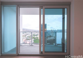 1515 Liona Street,Honolulu,Hawaii,96814,1 Bedroom Bedrooms,1 BathroomBathrooms,Condo/Townhouse,Liona,29,19023586