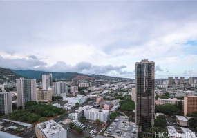 1515 Liona Street,Honolulu,Hawaii,96814,1 Bedroom Bedrooms,1 BathroomBathrooms,Condo/Townhouse,Liona,29,19023586