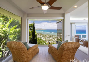 471 Maono Loop,Honolulu,Hawaii,96821,3 ベッドルーム ベッドルーム,3 バスルームバスルーム,一戸建て,Maono,18879111