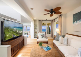 471 Maono Loop,Honolulu,Hawaii,96821,3 ベッドルーム ベッドルーム,3 バスルームバスルーム,一戸建て,Maono,18879111