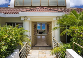 471 Maono Loop,Honolulu,Hawaii,96821,3 ベッドルーム ベッドルーム,3 バスルームバスルーム,一戸建て,Maono,18879111