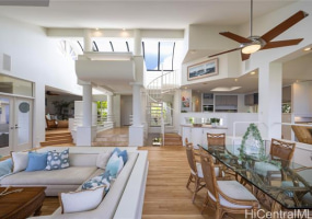 471 Maono Loop,Honolulu,Hawaii,96821,3 ベッドルーム ベッドルーム,3 バスルームバスルーム,一戸建て,Maono,18879111